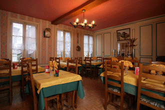 Salle à l'étage du restaurant le Florida